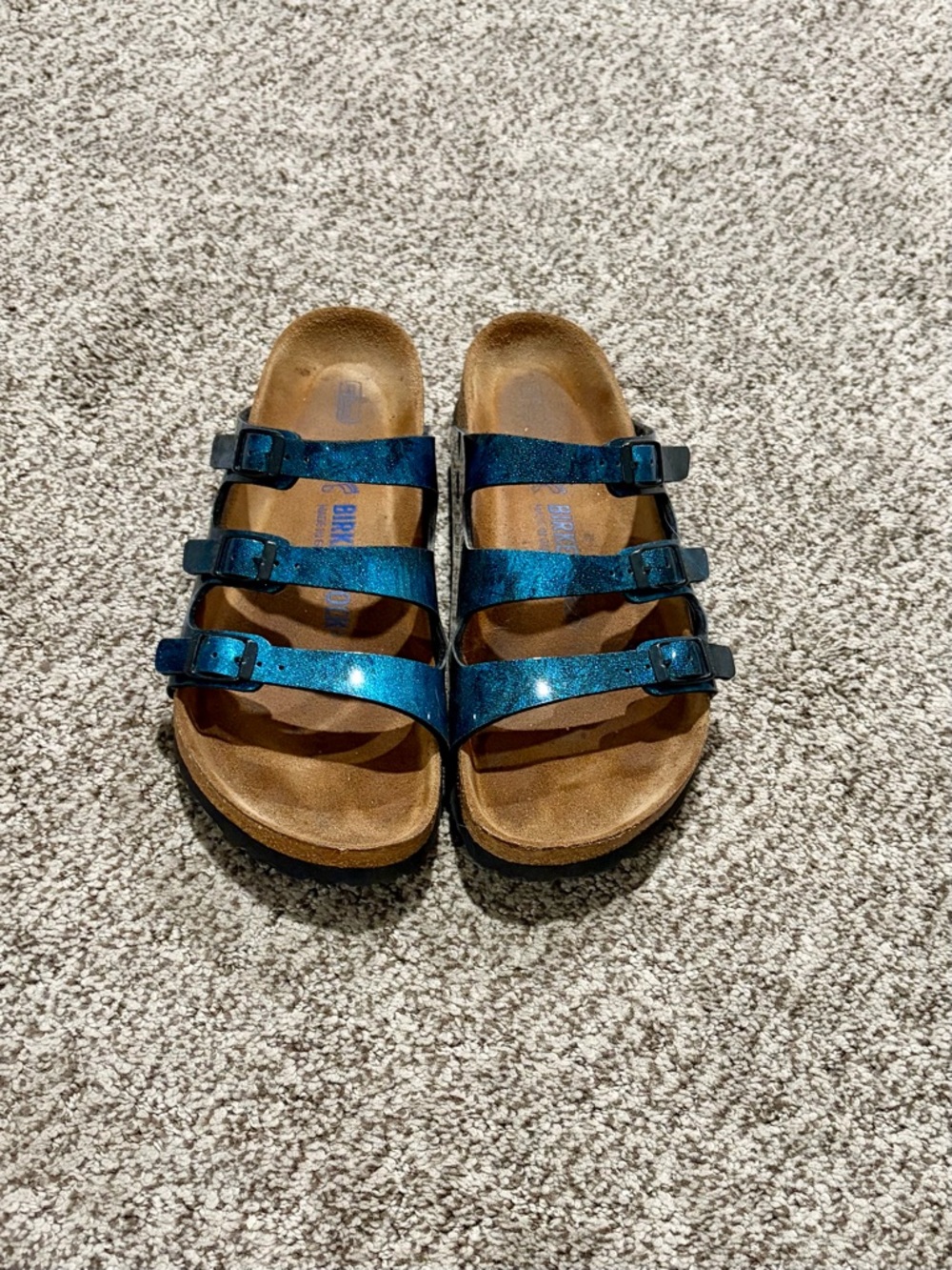 Birkenstock Women's Shiny Teal/ Blue Triple-Strap Sandals like new